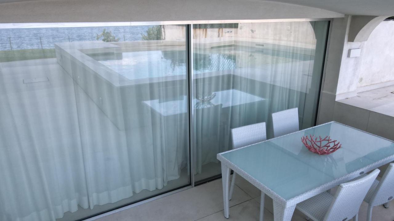הוילה אסראלה Il Giardino Sul Mare מראה חיצוני תמונה
